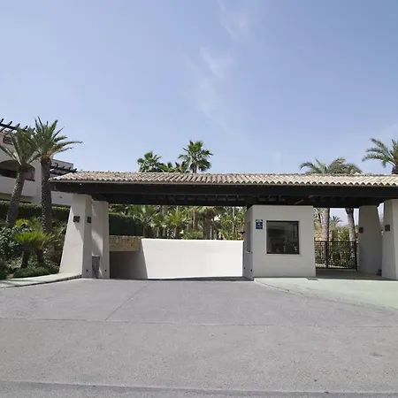 Puerto Banus Golf Retreat Apartment Marbella